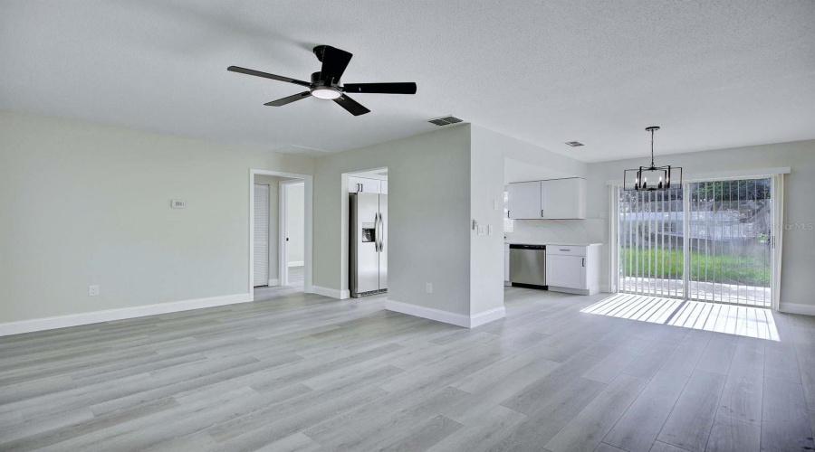 Sebring, Florida 33872, 2 Bedroom Bedrooms, ,2 Bathroombathrooms,Residential,For Sale,Lemans Drive,0,Mfrtb8539634