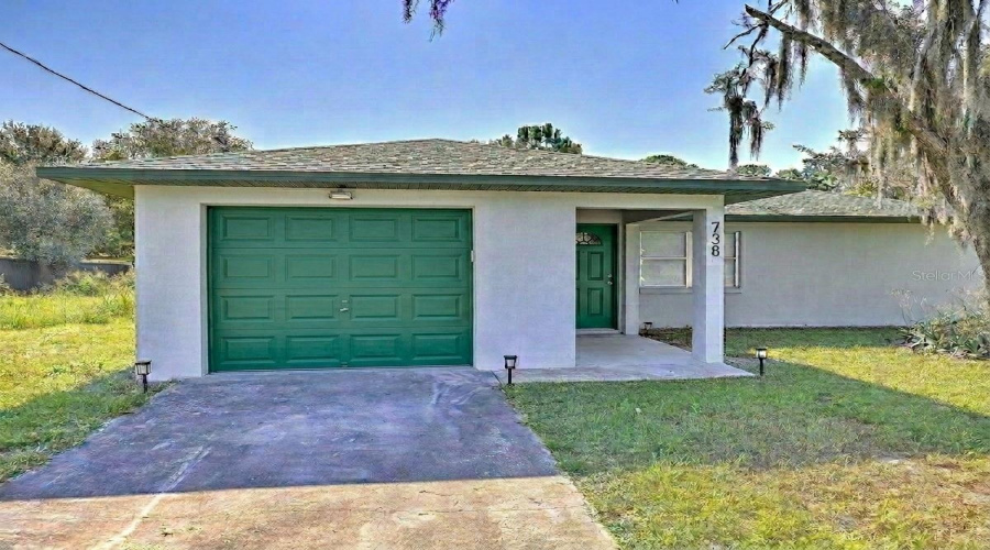 Sebring, Florida 33872, 2 Bedroom Bedrooms, ,2 Bathroombathrooms,Residential,For Sale,Lemans Drive,0,Mfrtb8539634