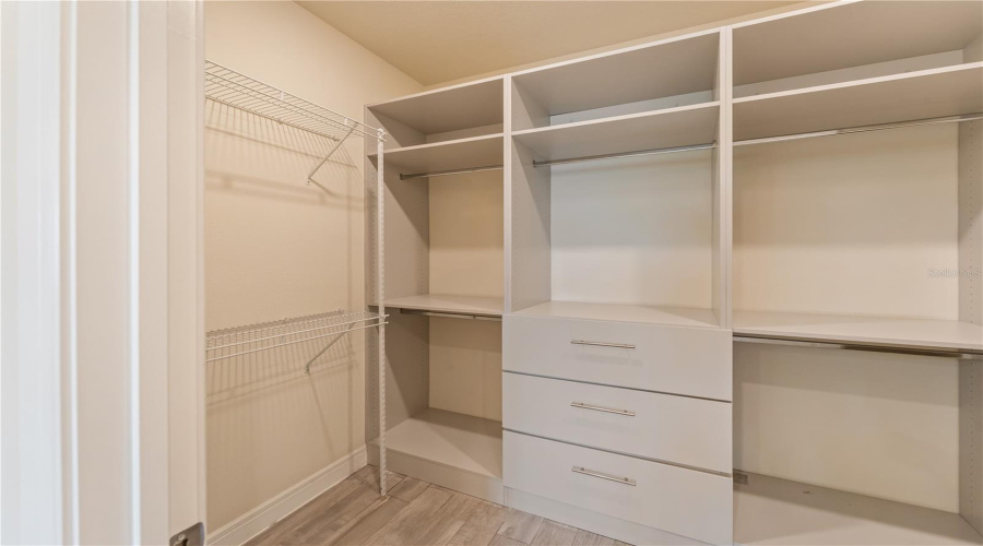 Kissimmee, Florida 34744, 3 Bedroom Bedrooms, ,2 Bathroombathrooms,Residential,For Sale,Spring Shower,0,Mfrs5153955