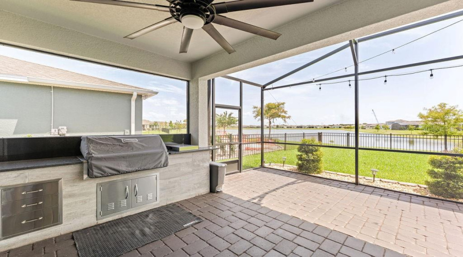Kissimmee, Florida 34744, 3 Bedroom Bedrooms, ,2 Bathroombathrooms,Residential,For Sale,Spring Shower,0,Mfrs5153955