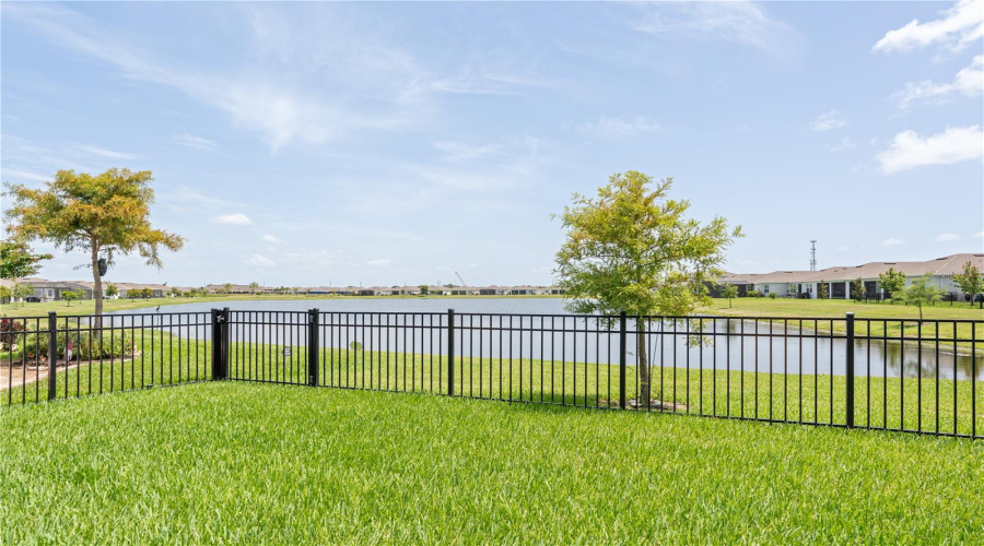 Kissimmee, Florida 34744, 3 Bedroom Bedrooms, ,2 Bathroombathrooms,Residential,For Sale,Spring Shower,0,Mfrs5153955