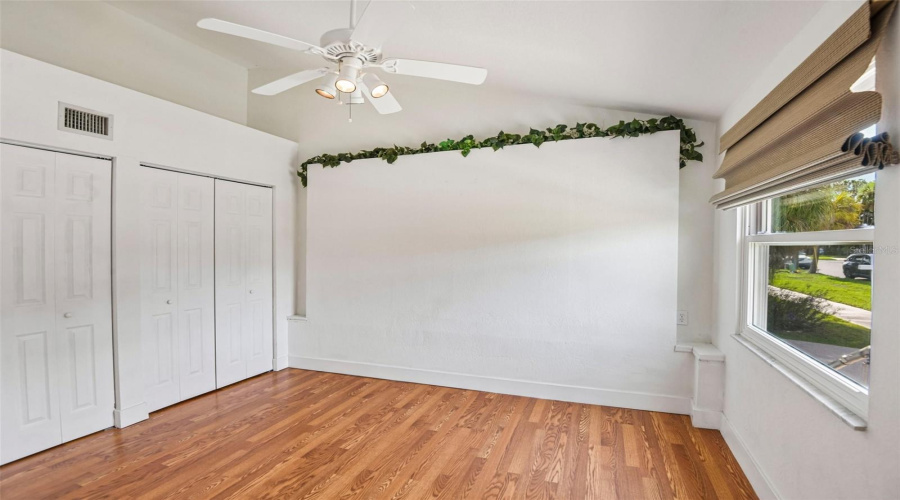 Gulfport, Florida 33707, 3 Bedroom Bedrooms, ,2 Bathroombathrooms,Residential,For Sale,28Th,0,Mfrtb8531210