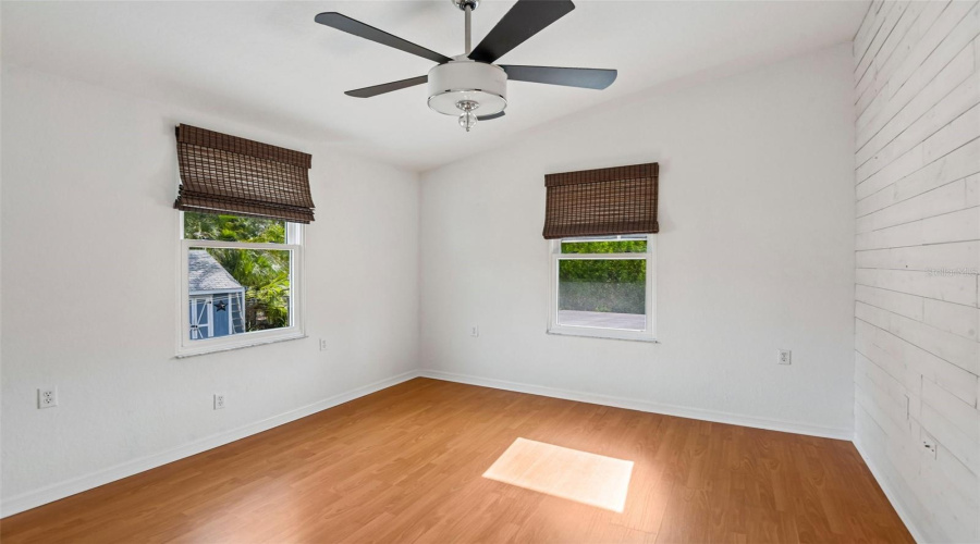 Gulfport, Florida 33707, 3 Bedroom Bedrooms, ,2 Bathroombathrooms,Residential,For Sale,28Th,0,Mfrtb8531210