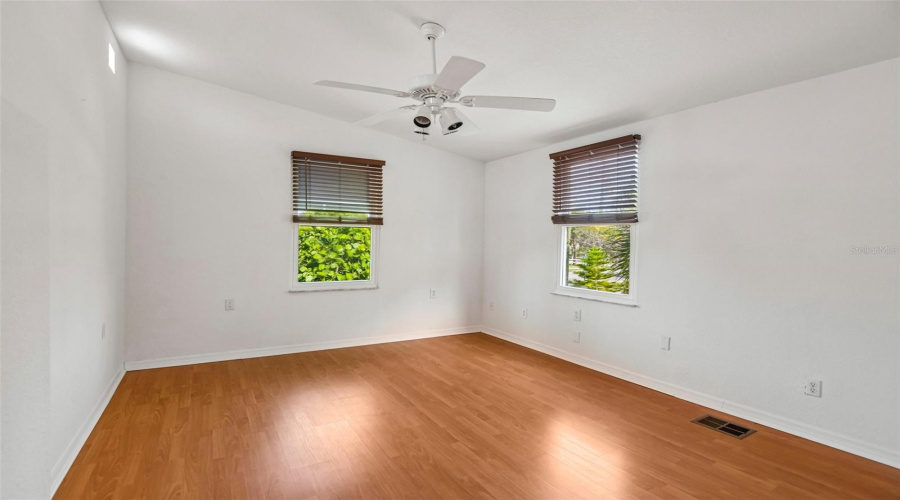Gulfport, Florida 33707, 3 Bedroom Bedrooms, ,2 Bathroombathrooms,Residential,For Sale,28Th,0,Mfrtb8531210