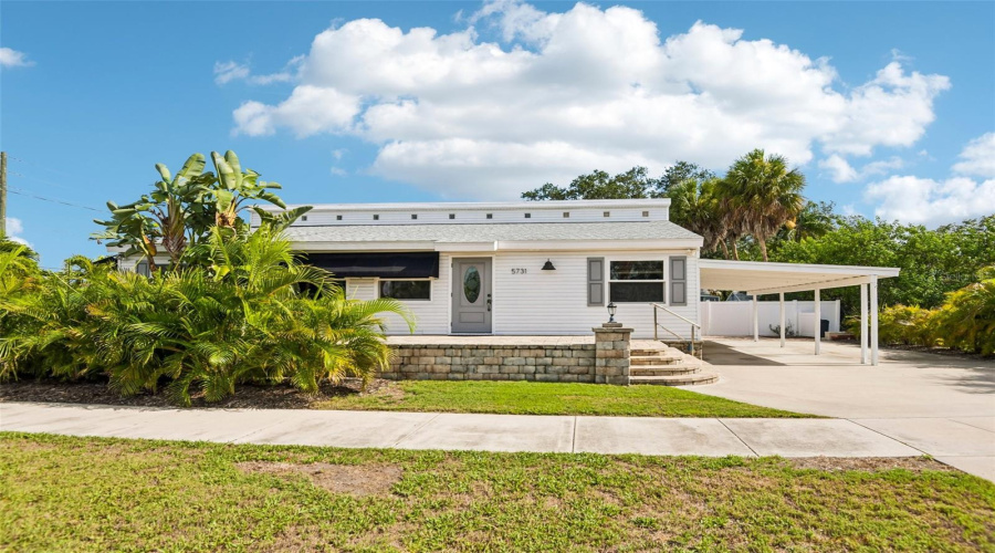 Gulfport, Florida 33707, 3 Bedroom Bedrooms, ,2 Bathroombathrooms,Residential,For Sale,28Th,0,Mfrtb8531210