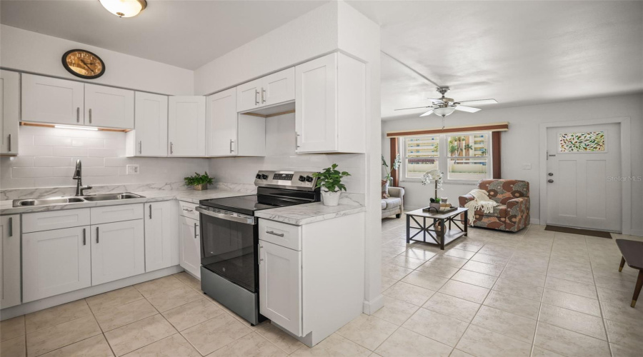 St Petersburg, Florida 33708, 1 Bedroom Bedrooms, ,1 Bathroombathrooms,Residential,For Sale,Duhme,0,Mfrtb8509056
