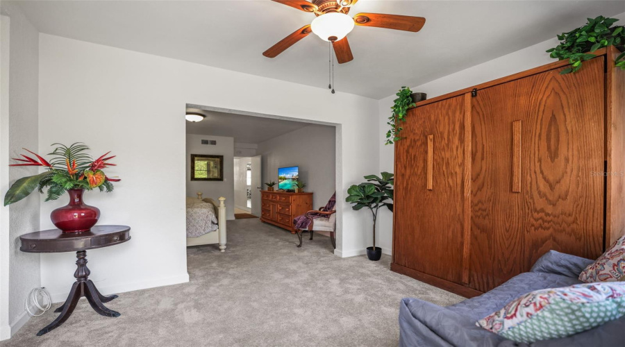St Petersburg, Florida 33708, 1 Bedroom Bedrooms, ,1 Bathroombathrooms,Residential,For Sale,Duhme,0,Mfrtb8509056