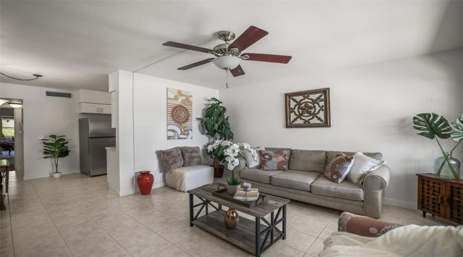 St Petersburg, Florida 33708, 1 Bedroom Bedrooms, ,1 Bathroombathrooms,Residential,For Sale,Duhme,0,Mfrtb8509056