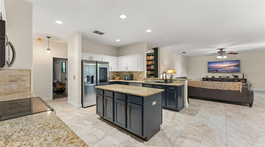 Minneola, Florida 34715, 5 Bedroom Bedrooms, ,2 Bathroombathrooms,Residential,For Sale,Shady Pine,0,Mfro6433014