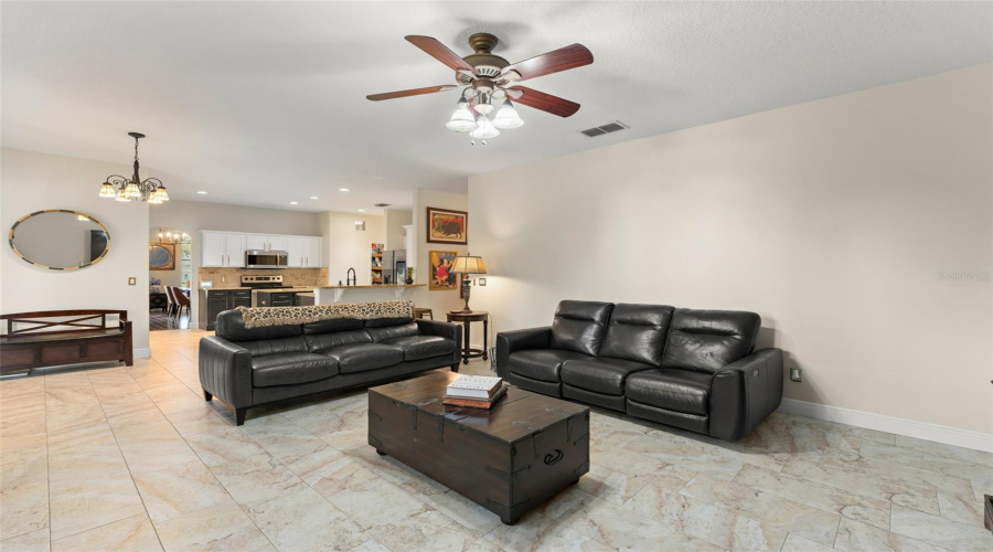 Minneola, Florida 34715, 5 Bedroom Bedrooms, ,2 Bathroombathrooms,Residential,For Sale,Shady Pine,0,Mfro6433014