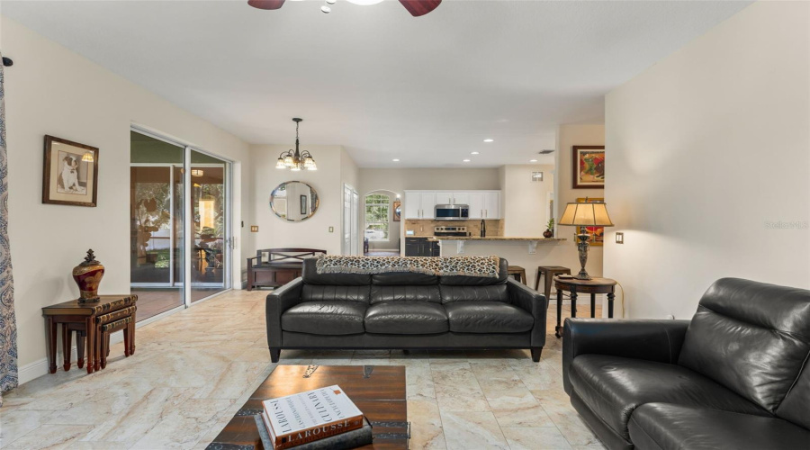 Minneola, Florida 34715, 5 Bedroom Bedrooms, ,2 Bathroombathrooms,Residential,For Sale,Shady Pine,0,Mfro6433014