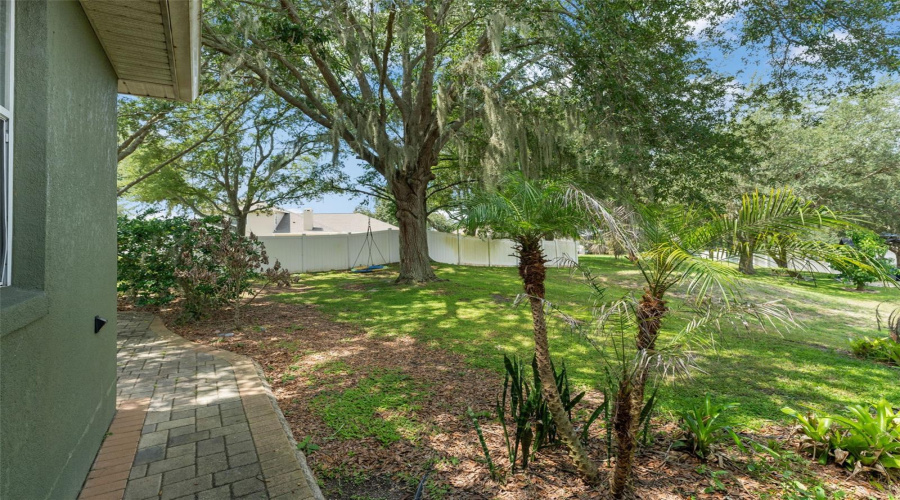 Minneola, Florida 34715, 5 Bedroom Bedrooms, ,2 Bathroombathrooms,Residential,For Sale,Shady Pine,0,Mfro6433014