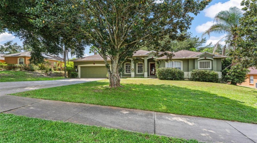Minneola, Florida 34715, 5 Bedroom Bedrooms, ,2 Bathroombathrooms,Residential,For Sale,Shady Pine,0,Mfro6433014