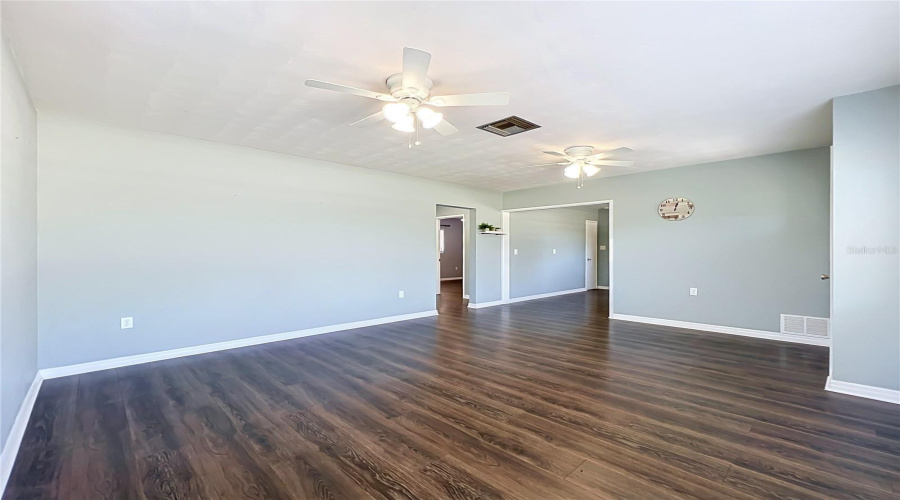 Mount Dora, Florida 32757, 2 Bedroom Bedrooms, ,2 Bathroombathrooms,Residential,For Sale,Westland,0,Mfro6419419