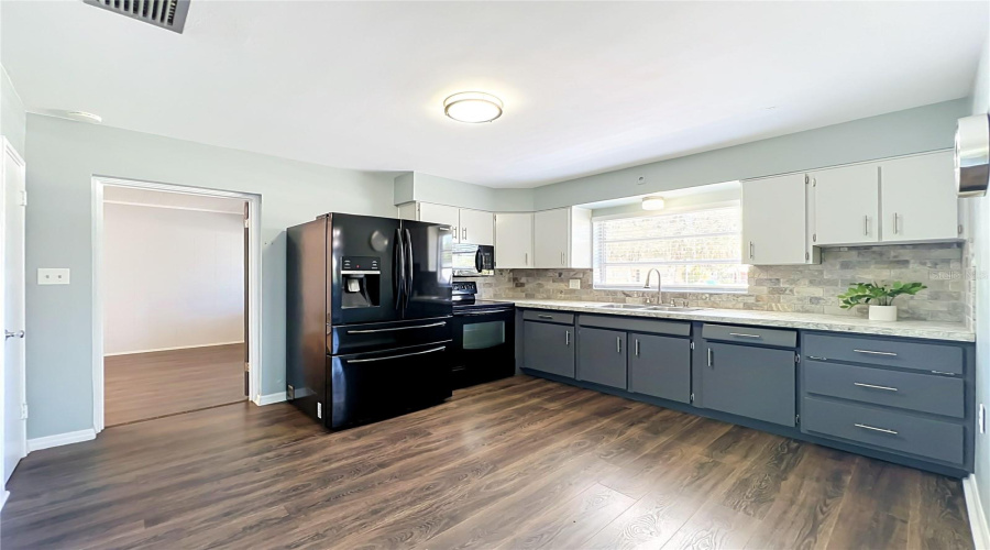 Mount Dora, Florida 32757, 2 Bedroom Bedrooms, ,2 Bathroombathrooms,Residential,For Sale,Westland,0,Mfro6419419
