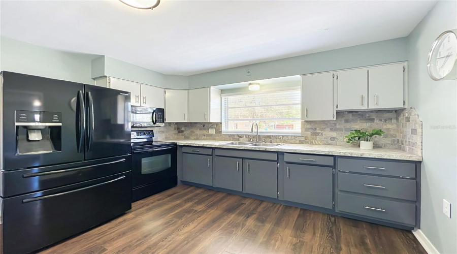 Mount Dora, Florida 32757, 2 Bedroom Bedrooms, ,2 Bathroombathrooms,Residential,For Sale,Westland,0,Mfro6419419