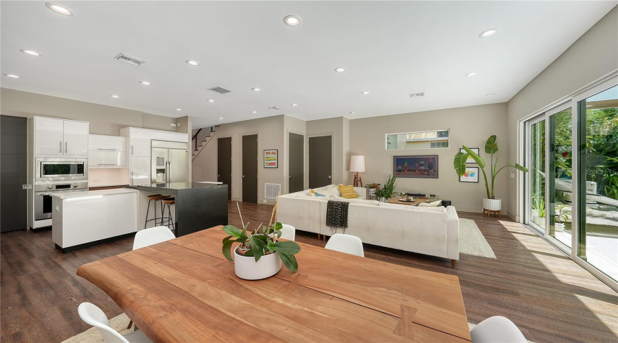 Sarasota, Florida 34236, 3 Bedroom Bedrooms, ,3 Bathroombathrooms,Residential,For Sale,Columbia,0,Mfra4700595