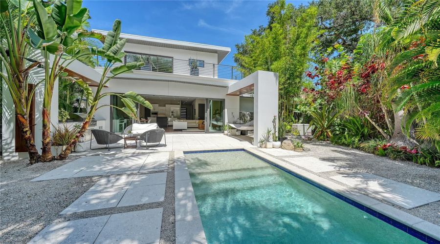Sarasota, Florida 34236, 3 Bedroom Bedrooms, ,3 Bathroombathrooms,Residential,For Sale,Columbia,0,Mfra4700595