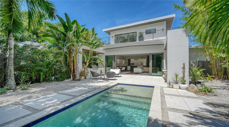 Sarasota, Florida 34236, 3 Bedroom Bedrooms, ,3 Bathroombathrooms,Residential,For Sale,Columbia,0,Mfra4700595