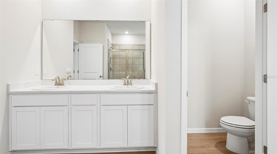 Parrish, Florida 34219, 4 Bedroom Bedrooms, ,2 Bathroombathrooms,Residential,For Sale,James,0,Mfra4691260