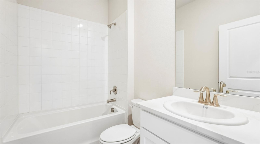 Parrish, Florida 34219, 4 Bedroom Bedrooms, ,2 Bathroombathrooms,Residential,For Sale,James,0,Mfra4691260