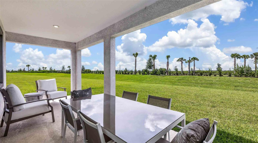Parrish, Florida 34219, 4 Bedroom Bedrooms, ,2 Bathroombathrooms,Residential,For Sale,James,0,Mfra4691260