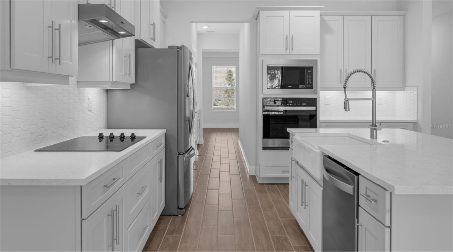 Winter Garden, Florida 34787, 5 Bedroom Bedrooms, ,4 Bathroombathrooms,Residential,For Sale,Shine View,0,Mfro6431079