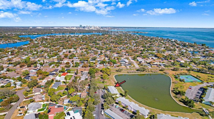St Petersburg, Florida 33705, 1 Bedroom Bedrooms, ,1 Bathroombathrooms,Residential,For Sale,Cobia,0,Mfrtb8474516