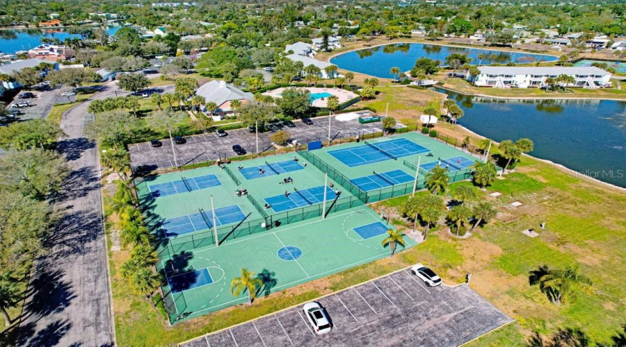 St Petersburg, Florida 33705, 1 Bedroom Bedrooms, ,1 Bathroombathrooms,Residential,For Sale,Cobia,0,Mfrtb8474516