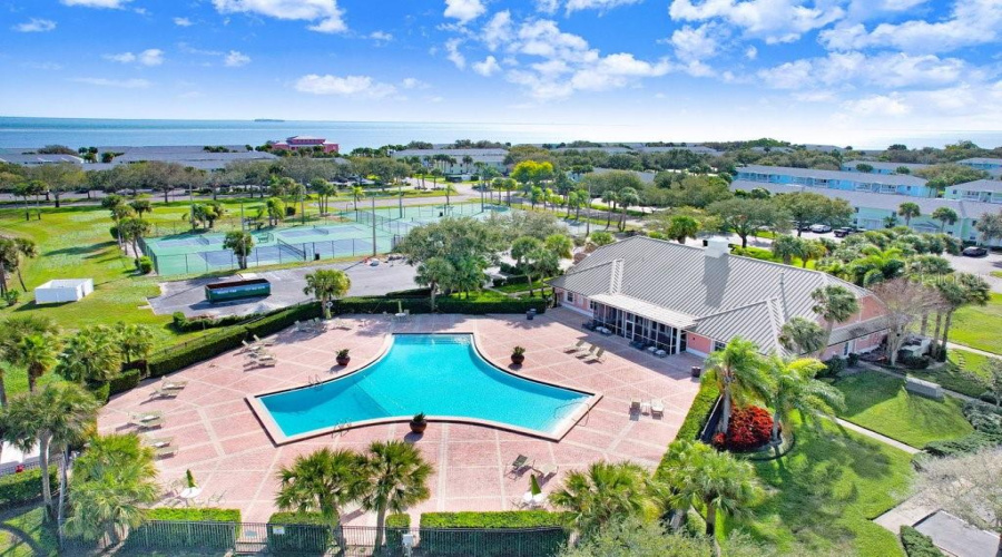 St Petersburg, Florida 33705, 1 Bedroom Bedrooms, ,1 Bathroombathrooms,Residential,For Sale,Cobia,0,Mfrtb8474516
