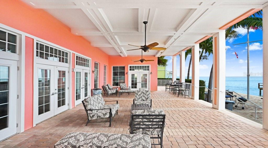 St Petersburg, Florida 33705, 1 Bedroom Bedrooms, ,1 Bathroombathrooms,Residential,For Sale,Cobia,0,Mfrtb8474516