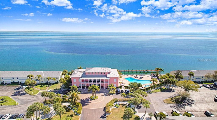 St Petersburg, Florida 33705, 1 Bedroom Bedrooms, ,1 Bathroombathrooms,Residential,For Sale,Cobia,0,Mfrtb8474516