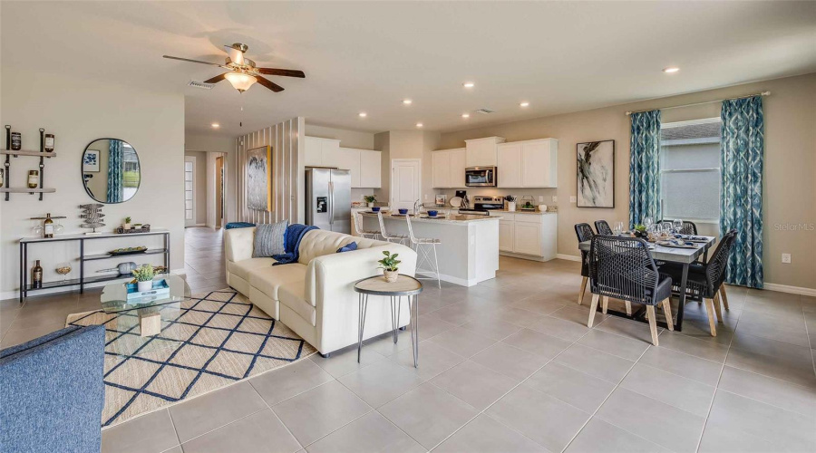 Palmetto, Florida 34221, 4 Bedroom Bedrooms, ,2 Bathroombathrooms,Residential,For Sale,Silver Birch,0,Mfra4685580