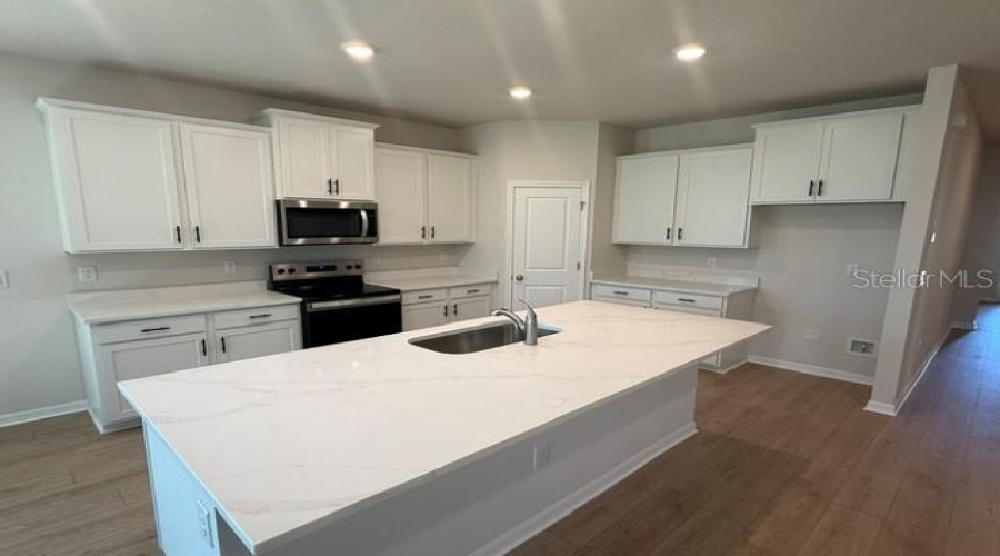 Palmetto, Florida 34221, 4 Bedroom Bedrooms, ,2 Bathroombathrooms,Residential,For Sale,Silver Birch,0,Mfra4685580