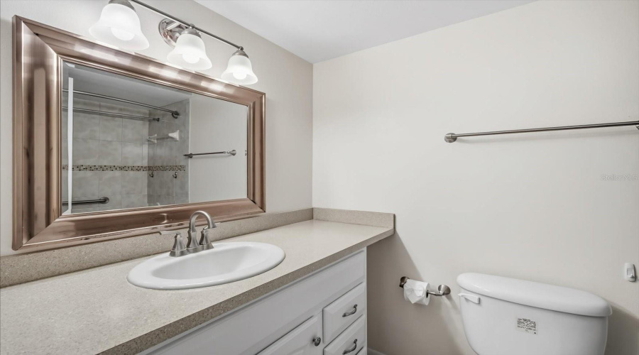 St Petersburg, Florida 33703, 1 Bedroom Bedrooms, ,1 Bathroombathrooms,Residential,For Sale,Bay,0,Mfrtb8449285
