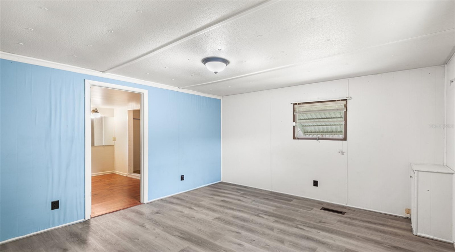 Auburndale, Florida 33823, 1 Bedroom Bedrooms, ,1 Bathroombathrooms,Residential,For Sale,Lakeside Dr,0,Mfrl4963934