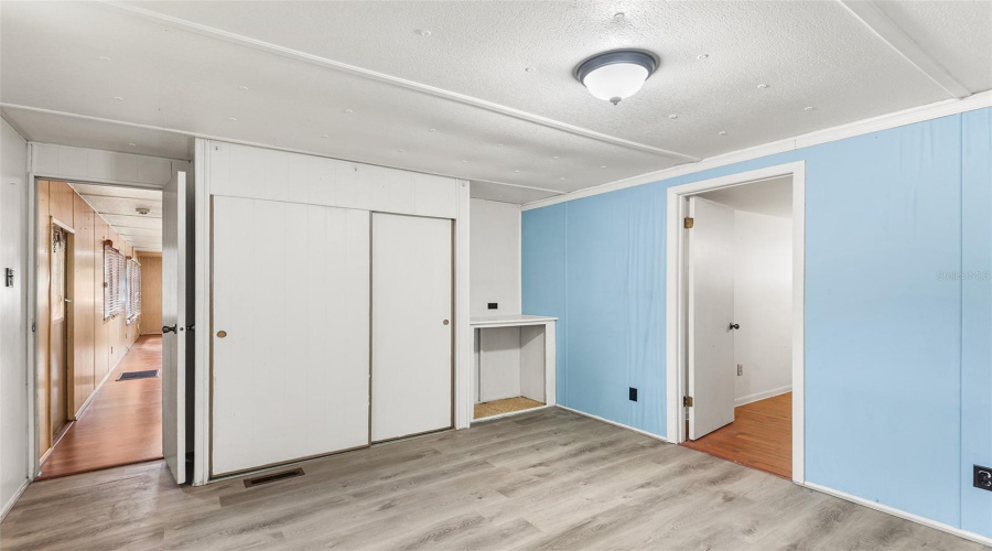 Auburndale, Florida 33823, 1 Bedroom Bedrooms, ,1 Bathroombathrooms,Residential,For Sale,Lakeside Dr,0,Mfrl4963934