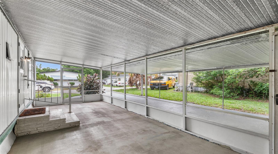 Auburndale, Florida 33823, 1 Bedroom Bedrooms, ,1 Bathroombathrooms,Residential,For Sale,Lakeside Dr,0,Mfrl4963934