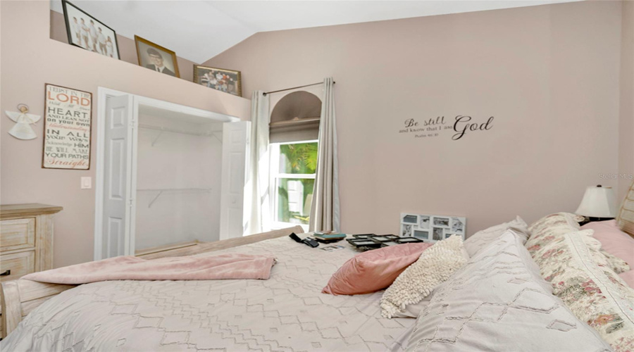 New Port Richey, Florida 34655, 3 Bedroom Bedrooms, ,2 Bathroombathrooms,Residential,For Sale,Noemi,0,Mfrw7888914