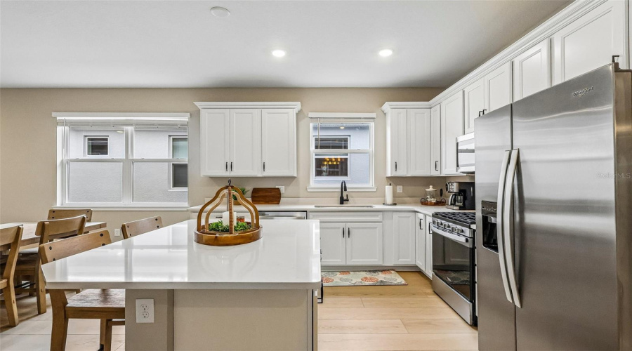 Winter Garden, Florida 34787, 2 Bedroom Bedrooms, ,2 Bathroombathrooms,Residential,For Sale,Gem View,0,Mfro6435893
