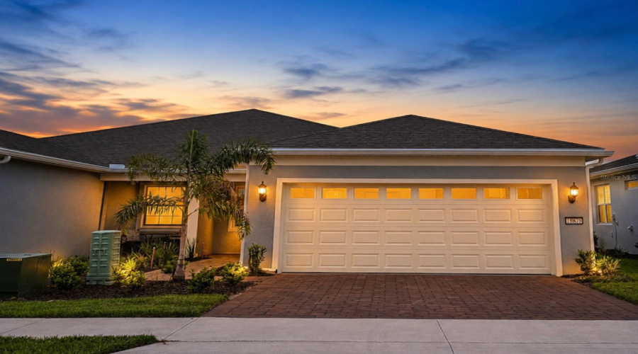 Winter Garden, Florida 34787, 2 Bedroom Bedrooms, ,2 Bathroombathrooms,Residential,For Sale,Gem View,0,Mfro6435893
