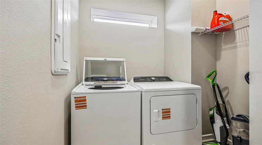 Winter Garden, Florida 34787, 2 Bedroom Bedrooms, ,2 Bathroombathrooms,Residential,For Sale,Gem View,0,Mfro6435893