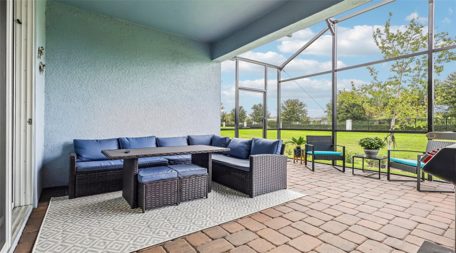 Winter Garden, Florida 34787, 2 Bedroom Bedrooms, ,2 Bathroombathrooms,Residential,For Sale,Gem View,0,Mfro6435893