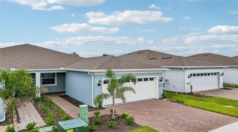 Winter Garden, Florida 34787, 2 Bedroom Bedrooms, ,2 Bathroombathrooms,Residential,For Sale,Gem View,0,Mfro6435893