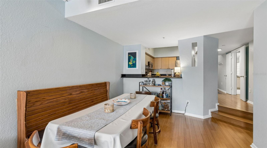 Tampa, Florida 33609, 1 Bedroom Bedrooms, ,1 Bathroombathrooms,Residential,For Sale,Horatio,0,Mfrtb8519567