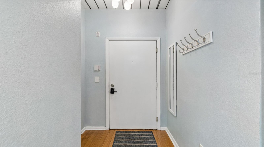Tampa, Florida 33609, 1 Bedroom Bedrooms, ,1 Bathroombathrooms,Residential,For Sale,Horatio,0,Mfrtb8519567