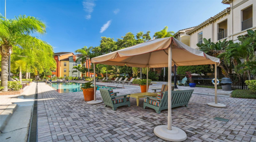 Tampa, Florida 33609, 1 Bedroom Bedrooms, ,1 Bathroombathrooms,Residential,For Sale,Horatio,0,Mfrtb8519567