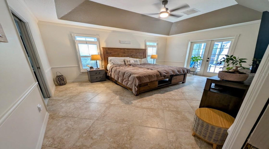 Lady Lake, Florida 32159, 3 Bedroom Bedrooms, ,2 Bathroombathrooms,Residential,For Sale,Grove,0,Mfro6369259
