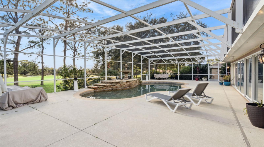 Lady Lake, Florida 32159, 3 Bedroom Bedrooms, ,2 Bathroombathrooms,Residential,For Sale,Grove,0,Mfro6369259