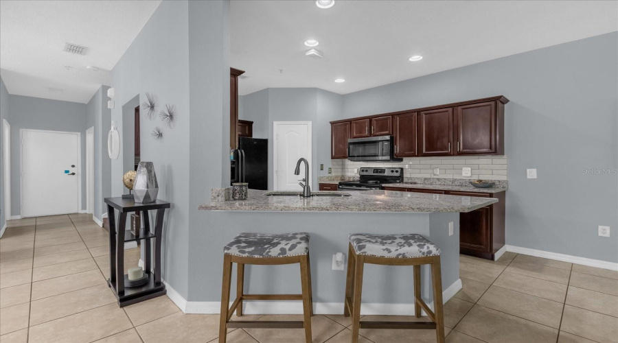 Orlando, Florida 32822, 3 Bedroom Bedrooms, ,2 Bathroombathrooms,Residential,For Sale,Goldenrod,0,Mfro6395643